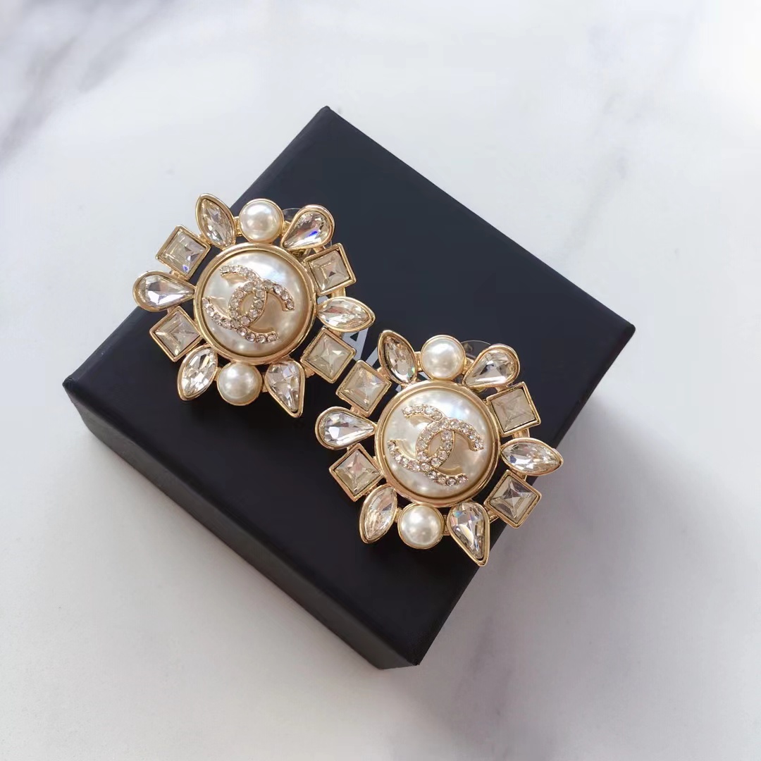 Chanel Large Round White Stud Earrings - Image 2