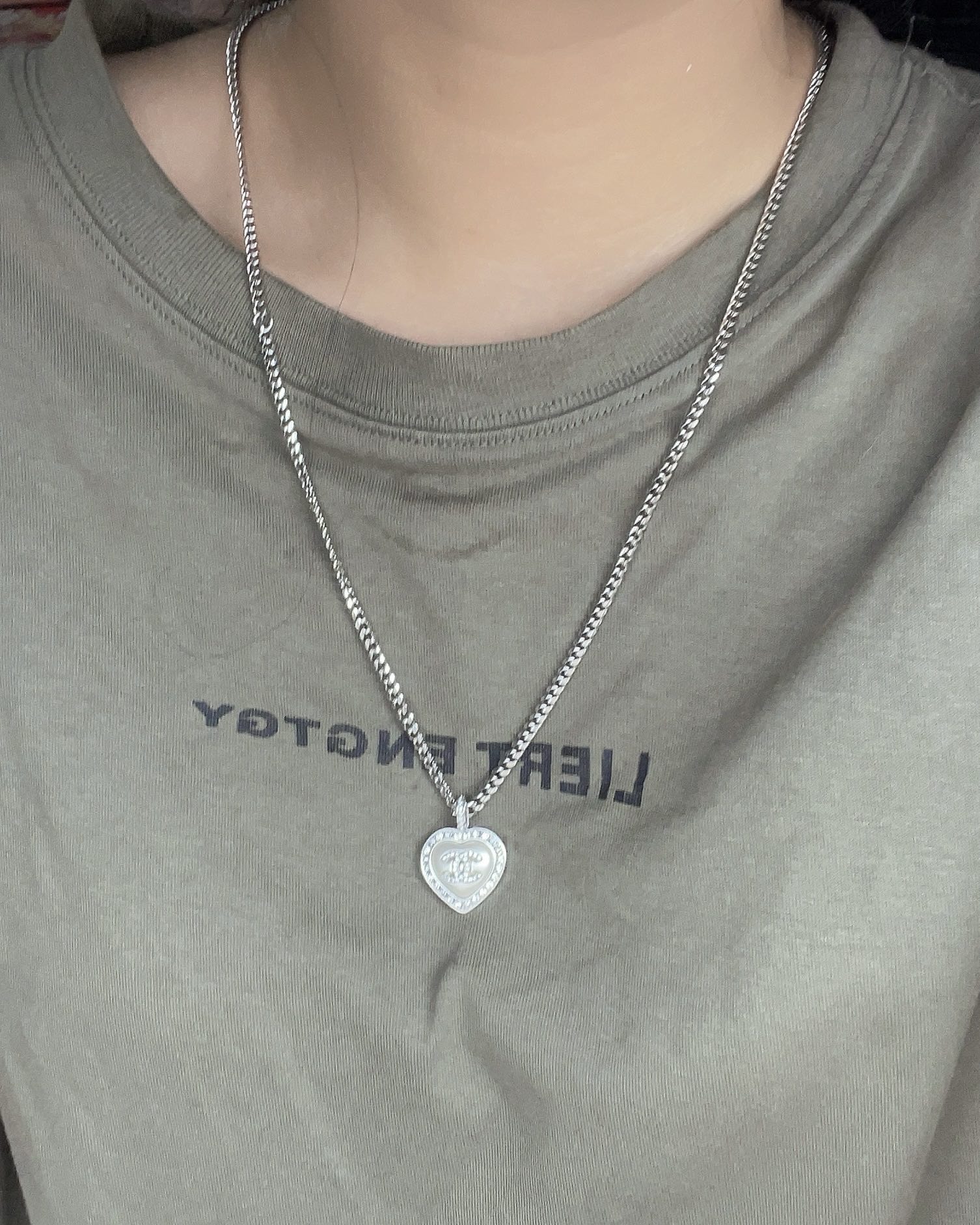 Chanel Heart Pendant Minimalistic Chain Necklace - Image 10
