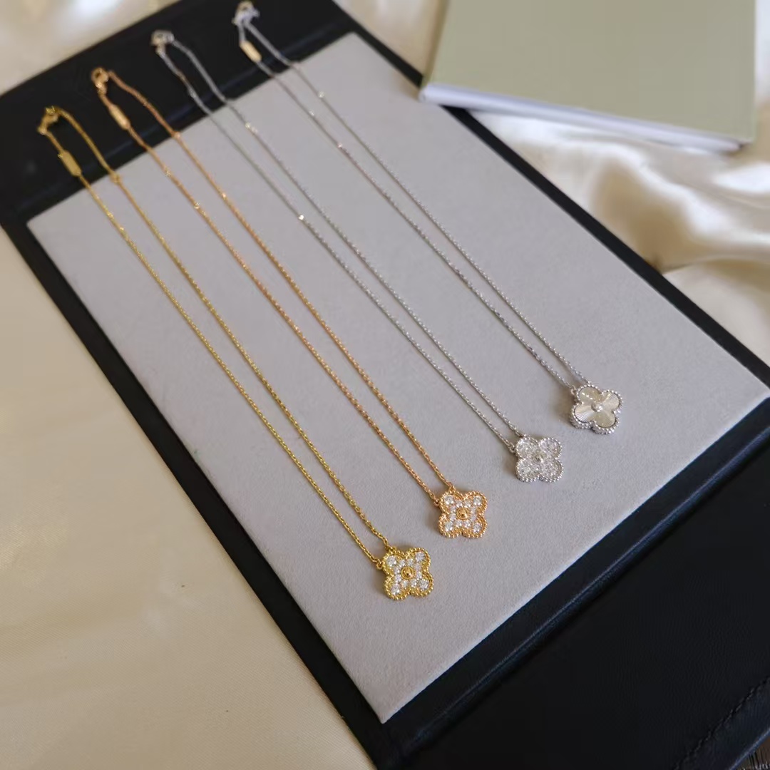VCA Vintage Alhambra Pendant Necklace - Image 4