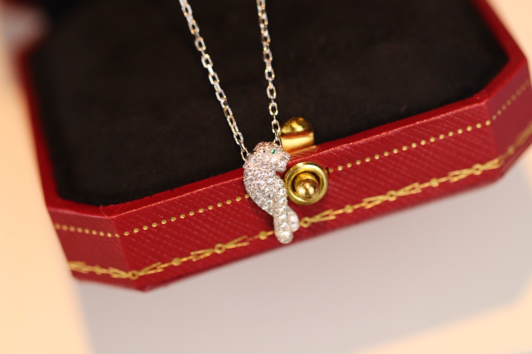 Cartier Full Diamond Paved Silver Leopard Panthère de Necklace - Image 4
