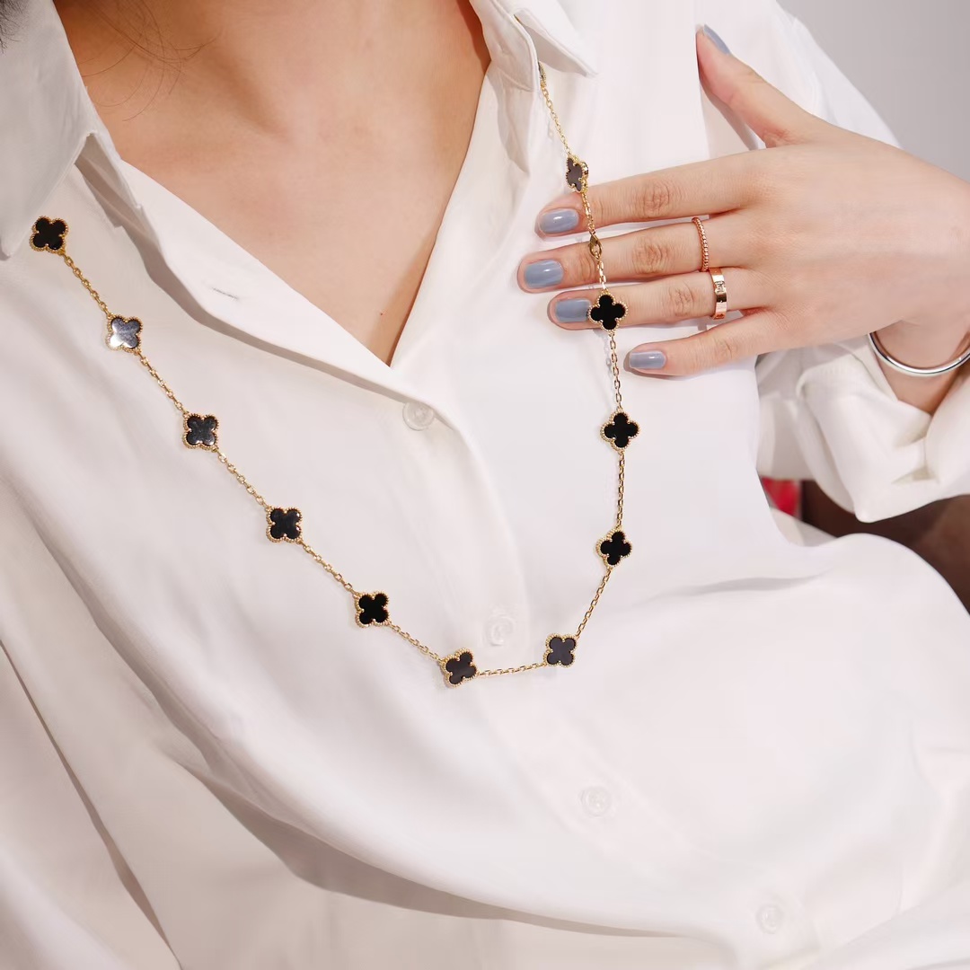 VCA Vintage Alhambra Long Necklace, 20 Motifs - Image 2