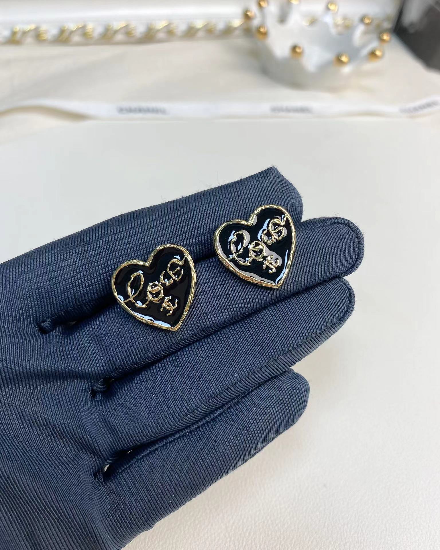 Chanel Black Love Heart Stud Earrings - Image 3