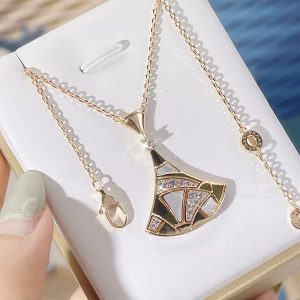 Bvlgari Divas' Dream Necklace