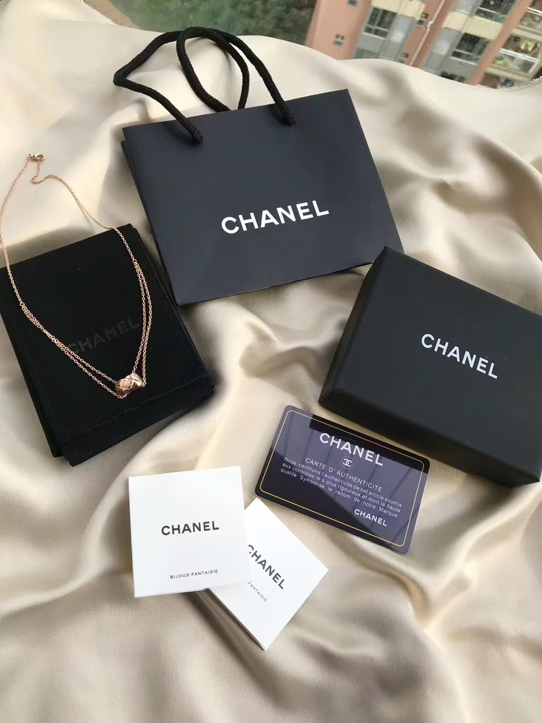 Chanel Coco Crush Rose Gold Necklace - Image 4