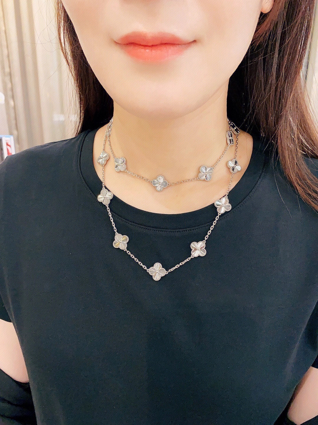 VCA White Laser Clover Vintage Alhambra Long Necklace, 20 Motifs - Image 5