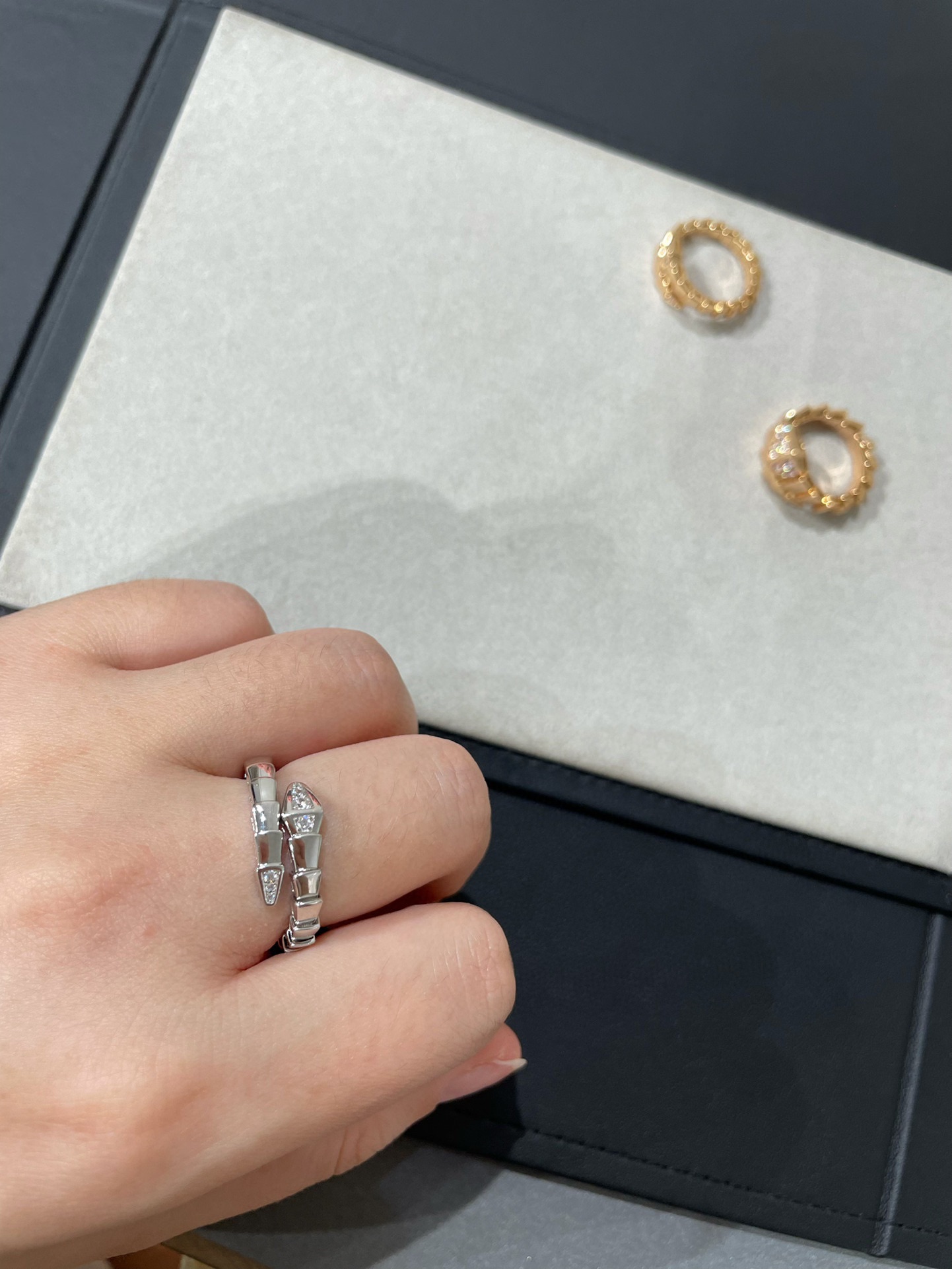 Bvlgari Diamond Head Serpenti Viper Ring - Image 8