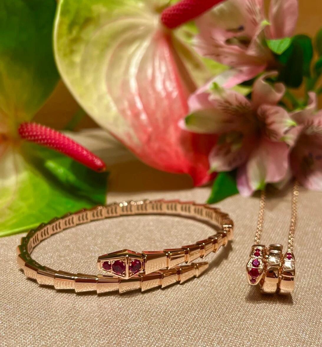 Bvlgari Rose Gold and Red Gem Serpenti Viper Bangle Bracelet - Image 5