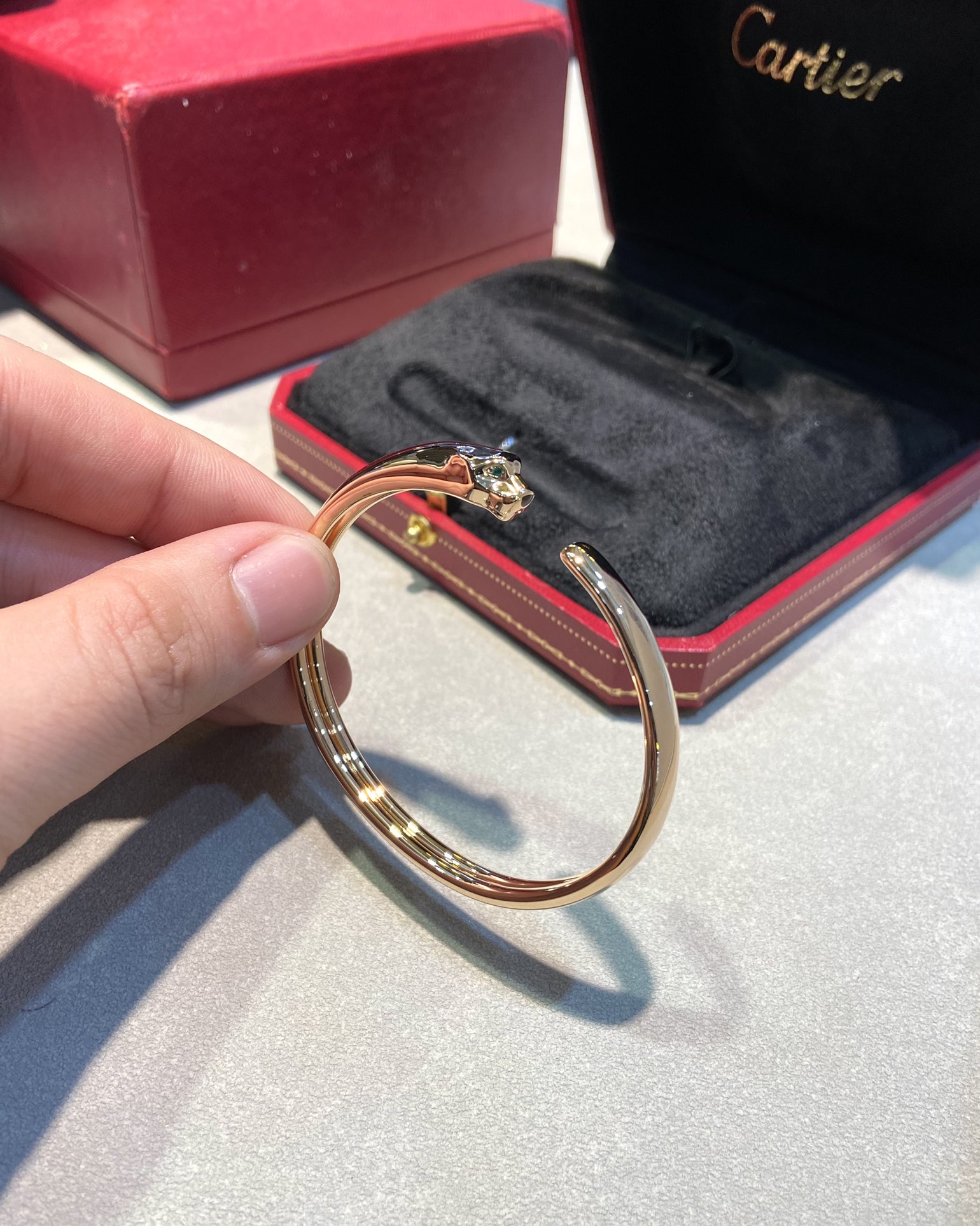 Cartier Smooth Panthère de Bracelet Open Cuff Bangle - Image 6