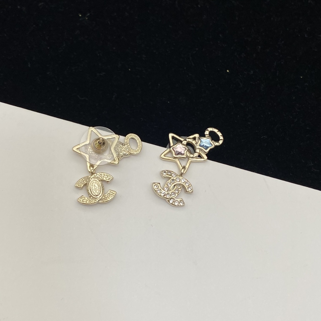 Chanel Dreamy Star Earrings Necklace - Image 5