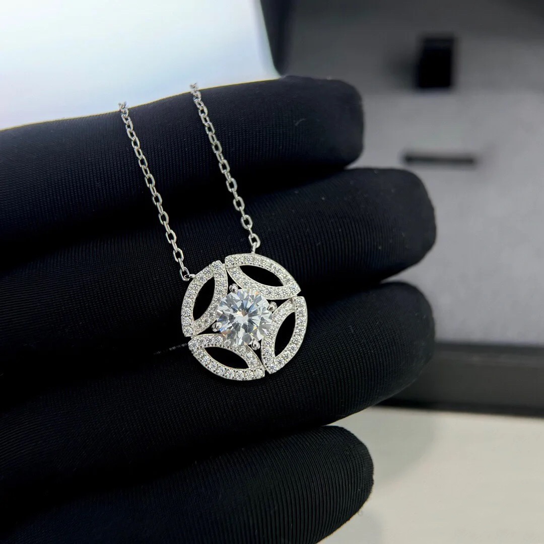Cartier Hollow Round Pendant Necklace - Image 3