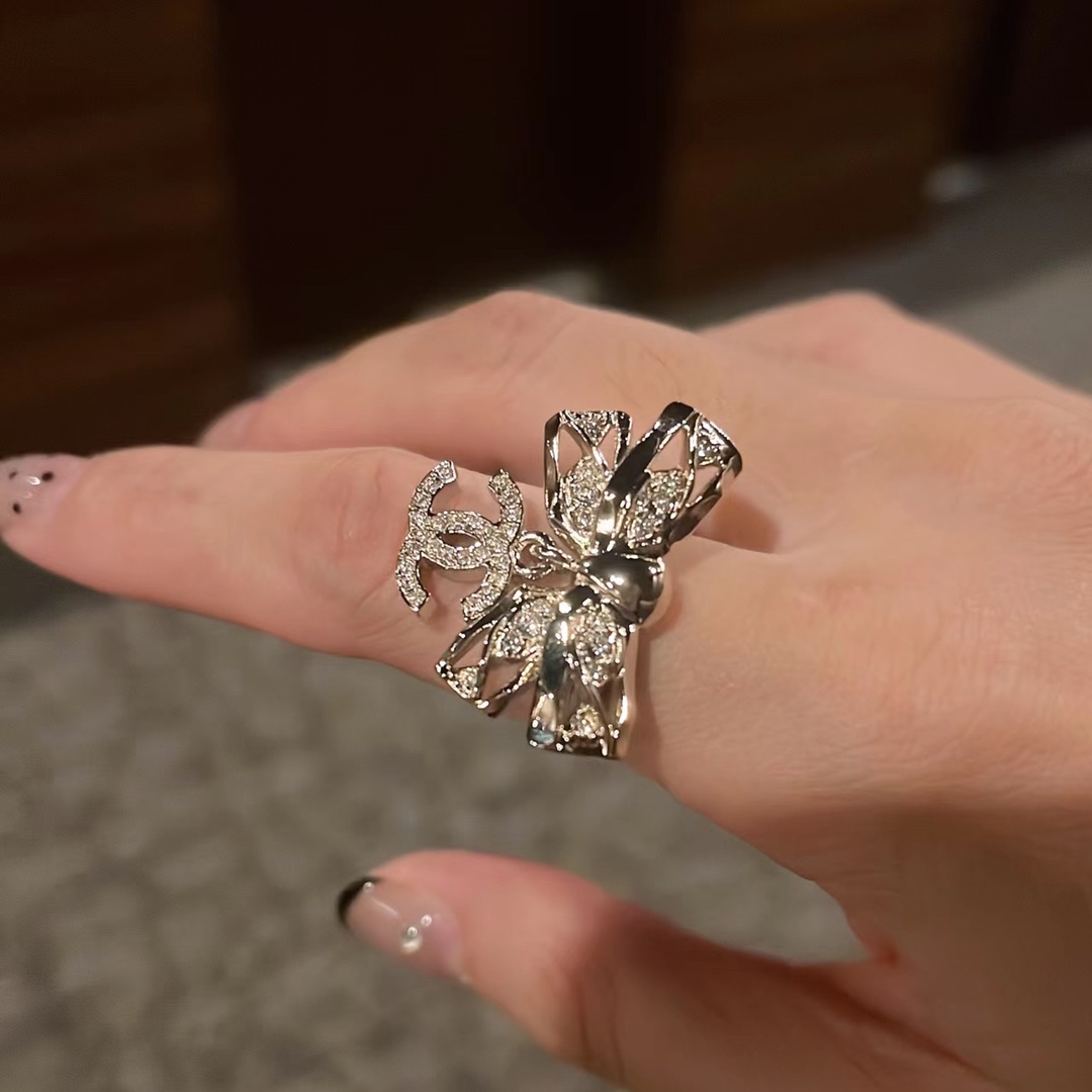 Chanel Bow Ring - Image 4