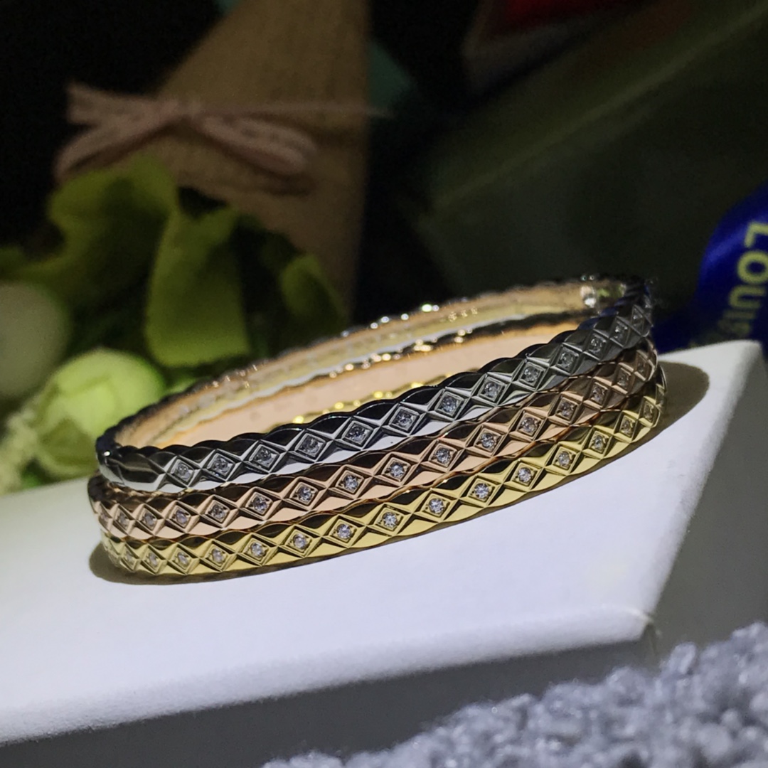 Chanel Coco Crush Rhombic Diamond Paved Bangle Bracelet