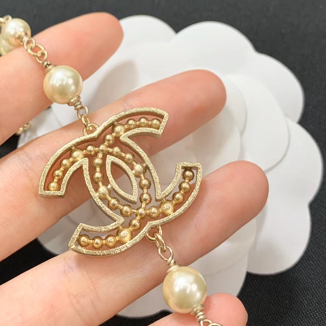 Chanel Luxury Prom Pearl Necklace - Image 5
