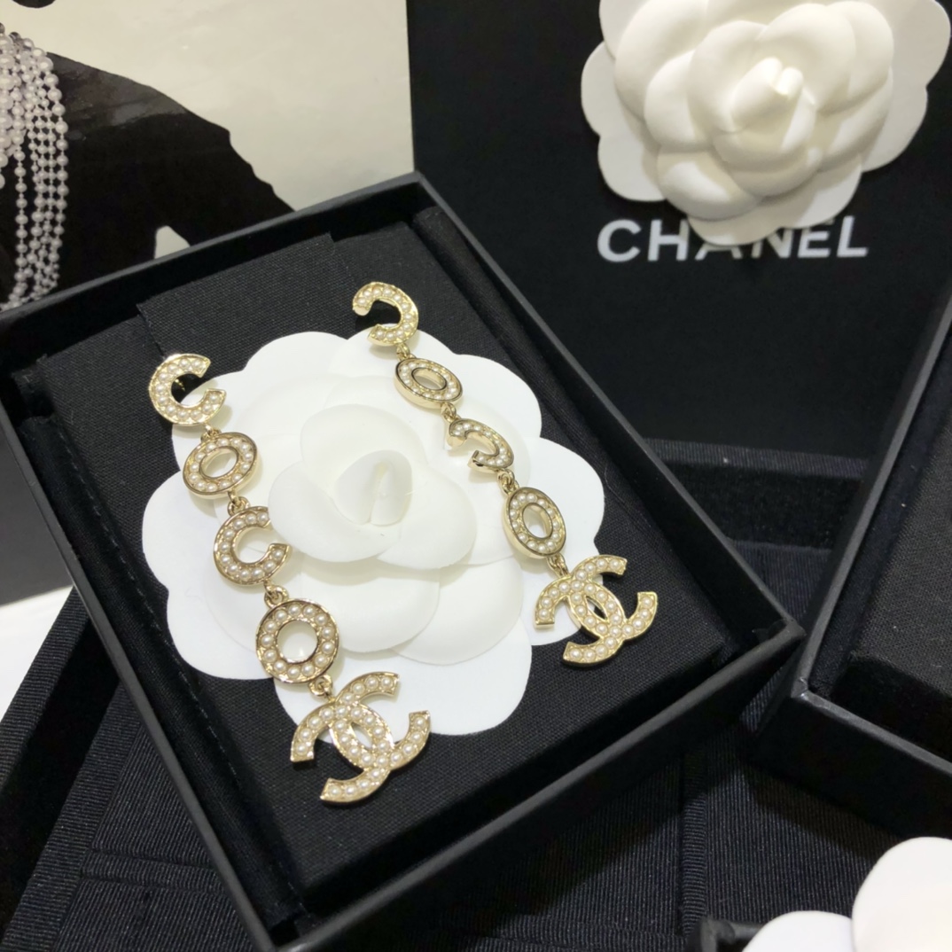 Coco Chanel Brooch Earrings Necklace - Image 4
