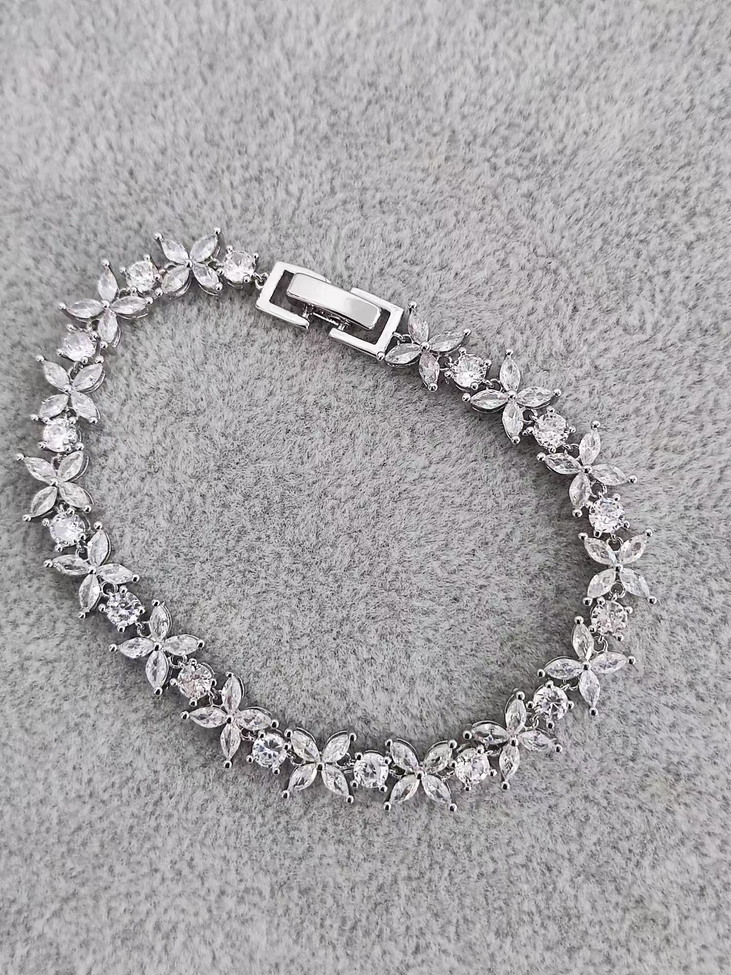 Tiffany Cluster Tennis Bracelet in Platinum with Diamonds
