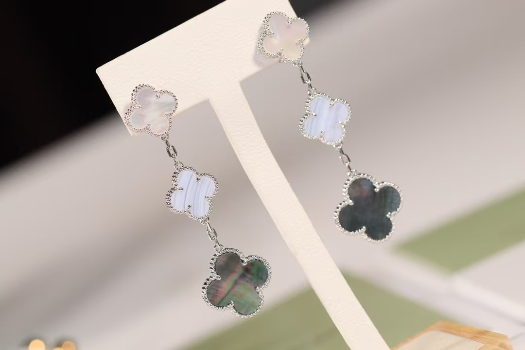 VCA Magic Alhambra Earrings 3 Motifs