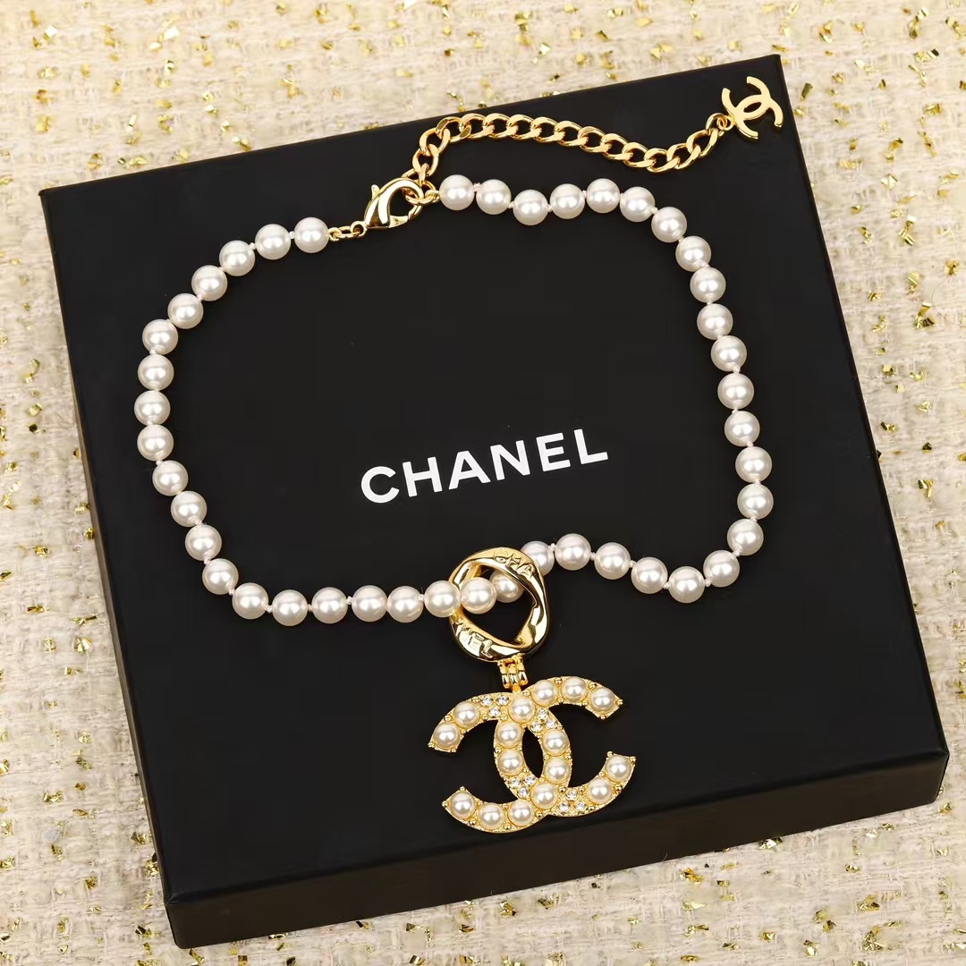 Chanel Diamond Pearl Paved Double C Pendant Pearl Necklace